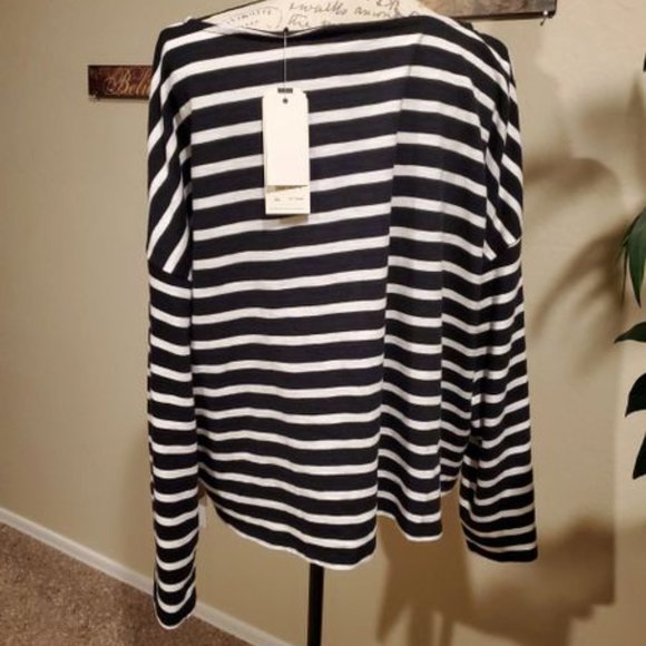 levis half top - Picture 3 of 6